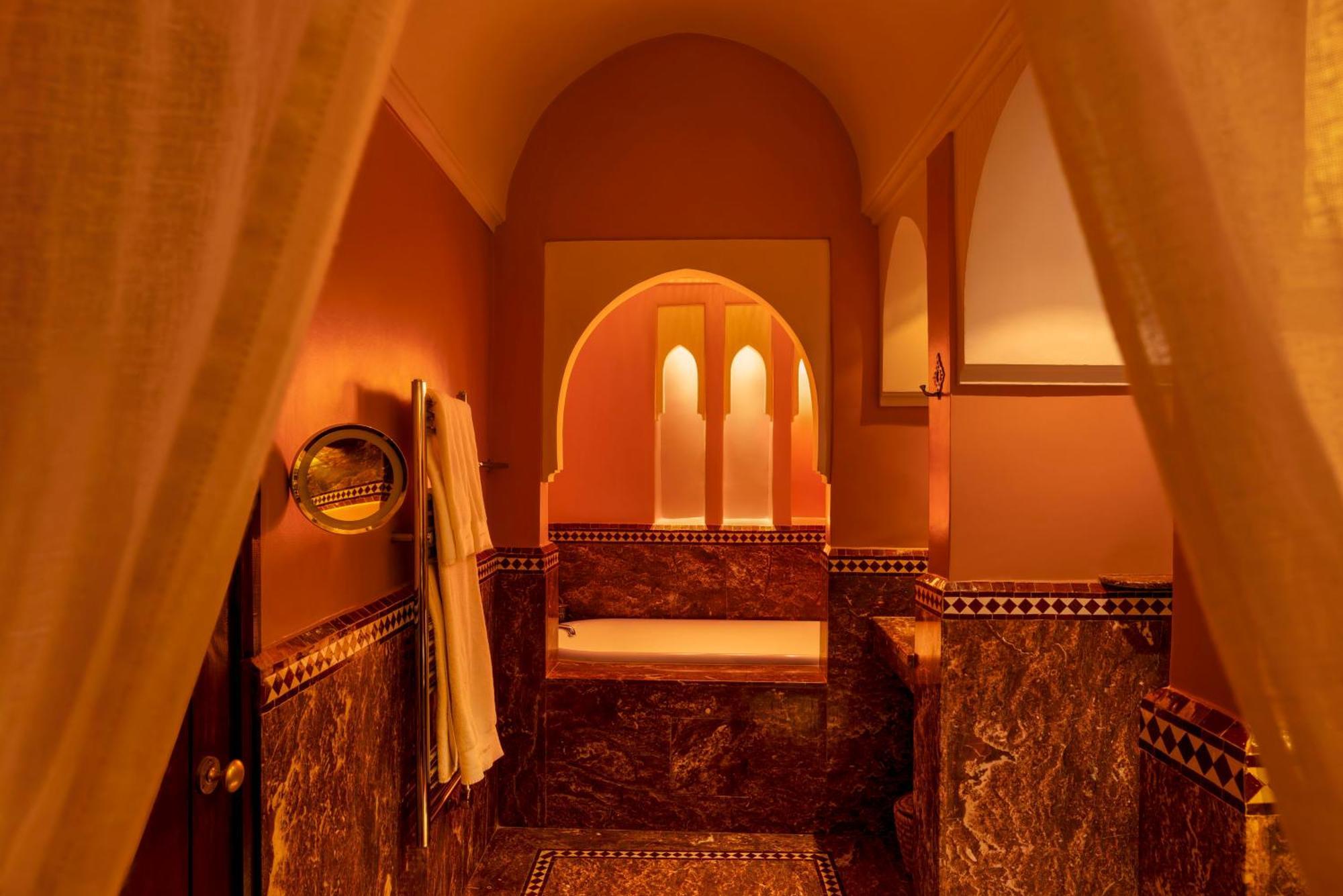 Kasbah Tamadot - Sir Richard Branson'S Moroccan Retreat أسني المظهر الخارجي الصورة
